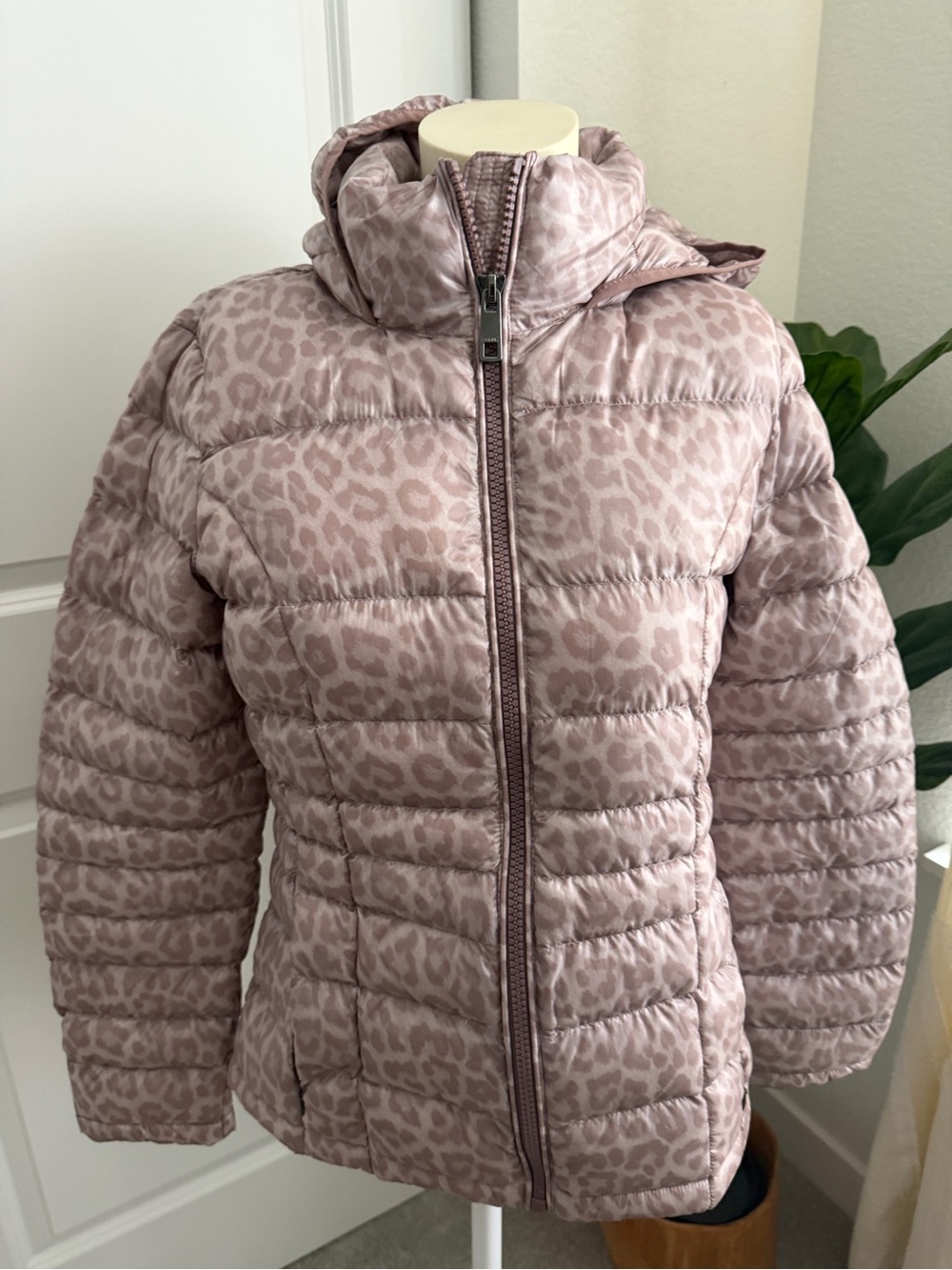 Calvin Klein Womens Packable Puffer Jacket Pink Leopard Print Hooded Size M